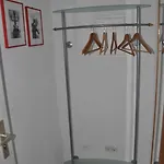 2-zimmer-appartment In Sieglar Lejlighed *