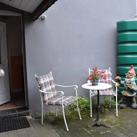 아파트 2-zimmer-appartment In Sieglar 트로이스도르프