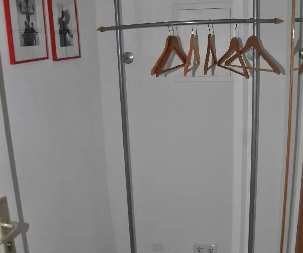 2-zimmer-appartment In Sieglar Apartman *